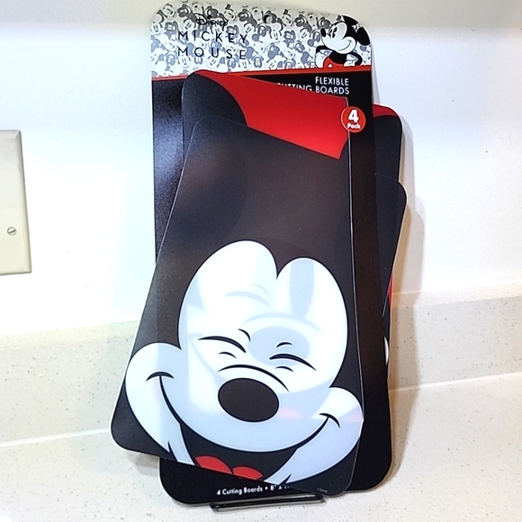Mickey Mouse 4pk Flexible Cutting Boards New with tags - Picture 3 of 7